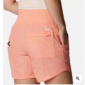 Columbia Women Boundless Trek High Waist 7" Inseam Shorts Orange XS NEW